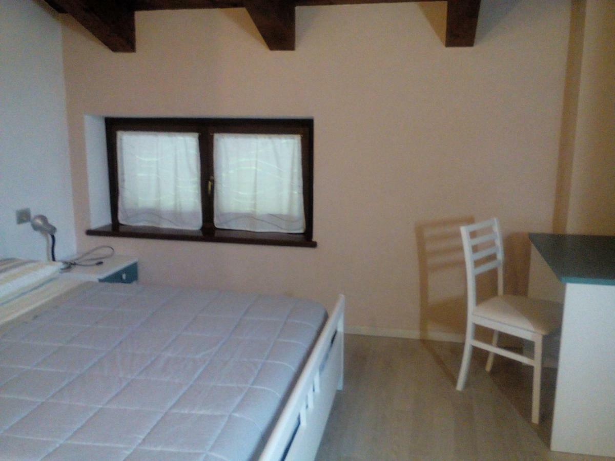 Vite Dipinte 1 Bilocale In Langa Apartment Novello Ngoại thất bức ảnh
